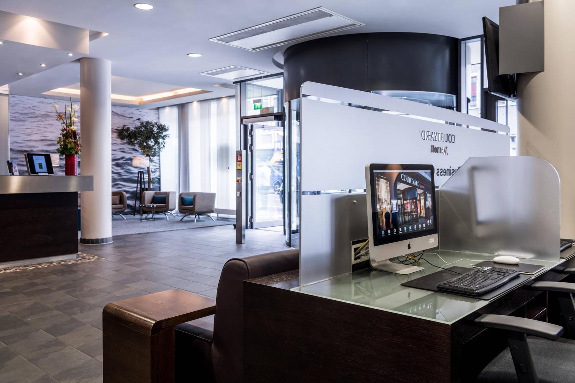 Courtyard By Marriott Center München