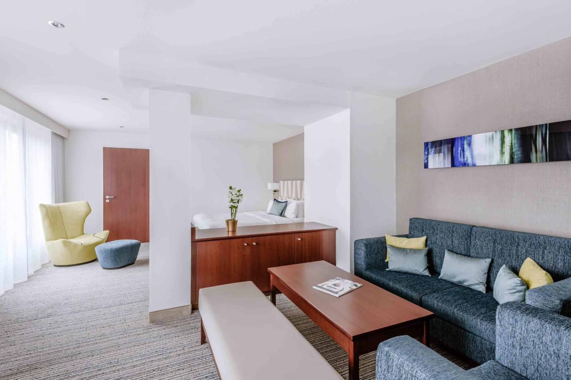 Courtyard By Marriott Center München