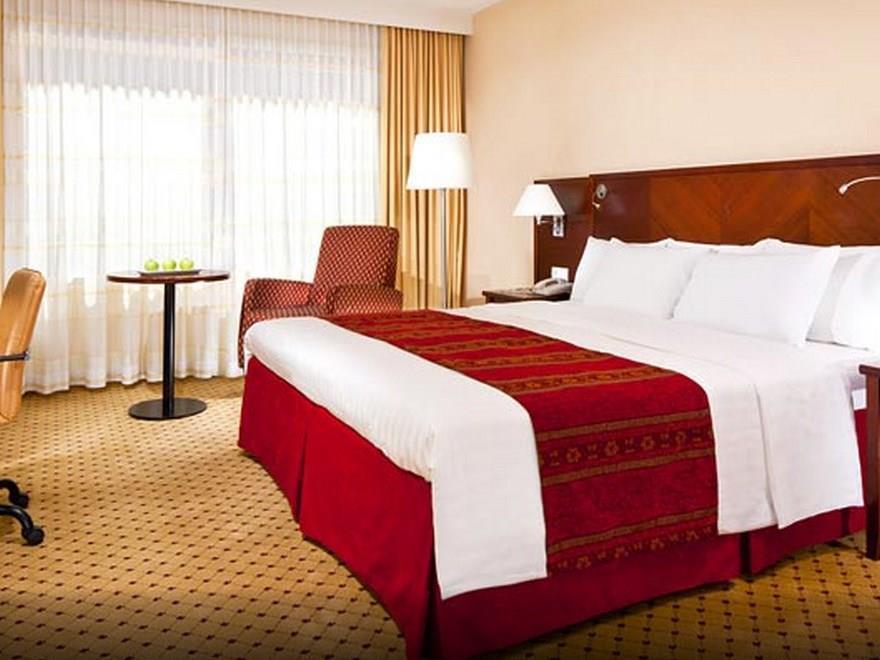 Hotel Courtyard By Marriott Center München